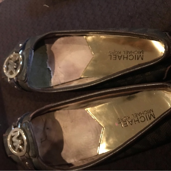 MK Fulton Ballet Flats - Picture 6 of 9